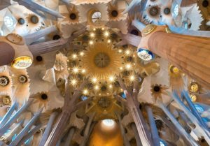 Interior de Sagrada Familia