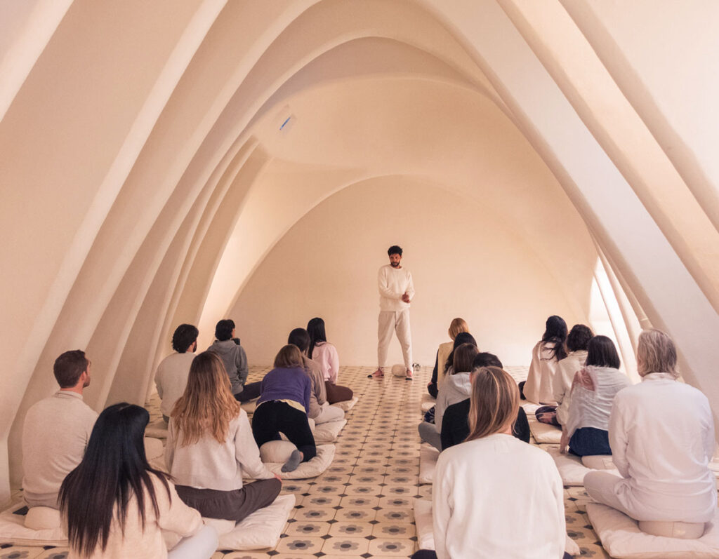 MORNING BREATHWORK SESSIONS AT CASA BATLLÓ